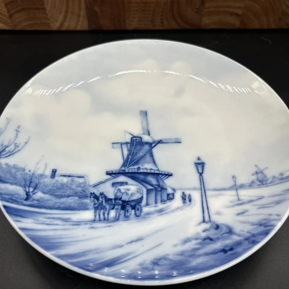 Rosenthal Blue and White Delft Wall 13.5